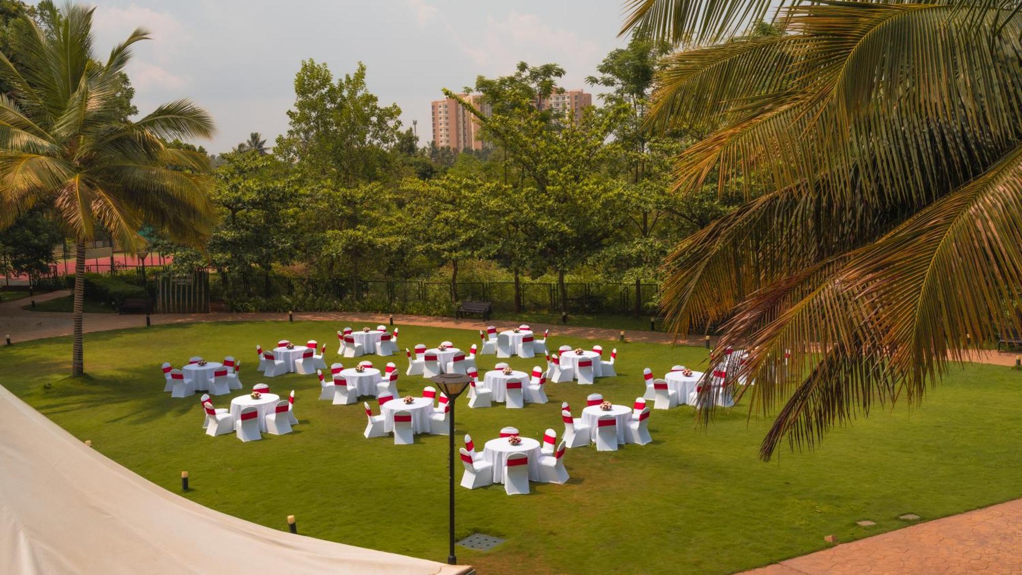 Signature Club Resort Devanahalli Zewnętrze zdjęcie