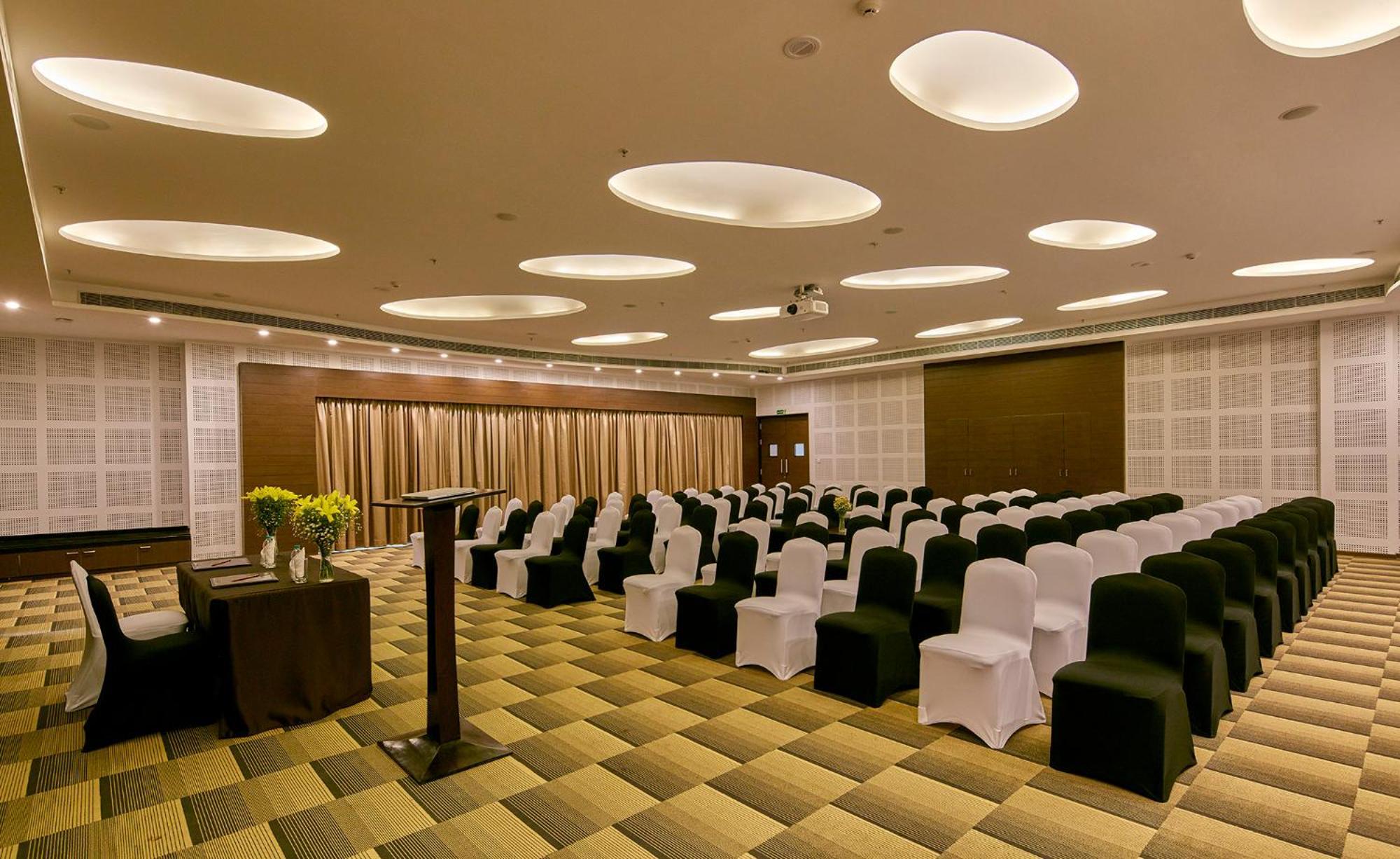 Signature Club Resort Devanahalli Zewnętrze zdjęcie