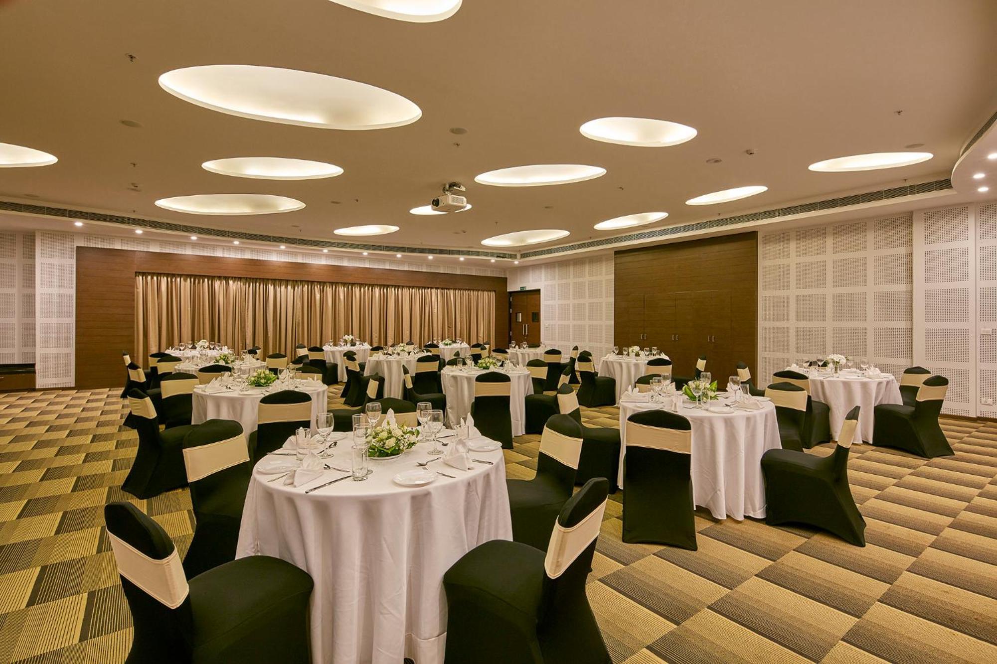 Signature Club Resort Devanahalli Zewnętrze zdjęcie