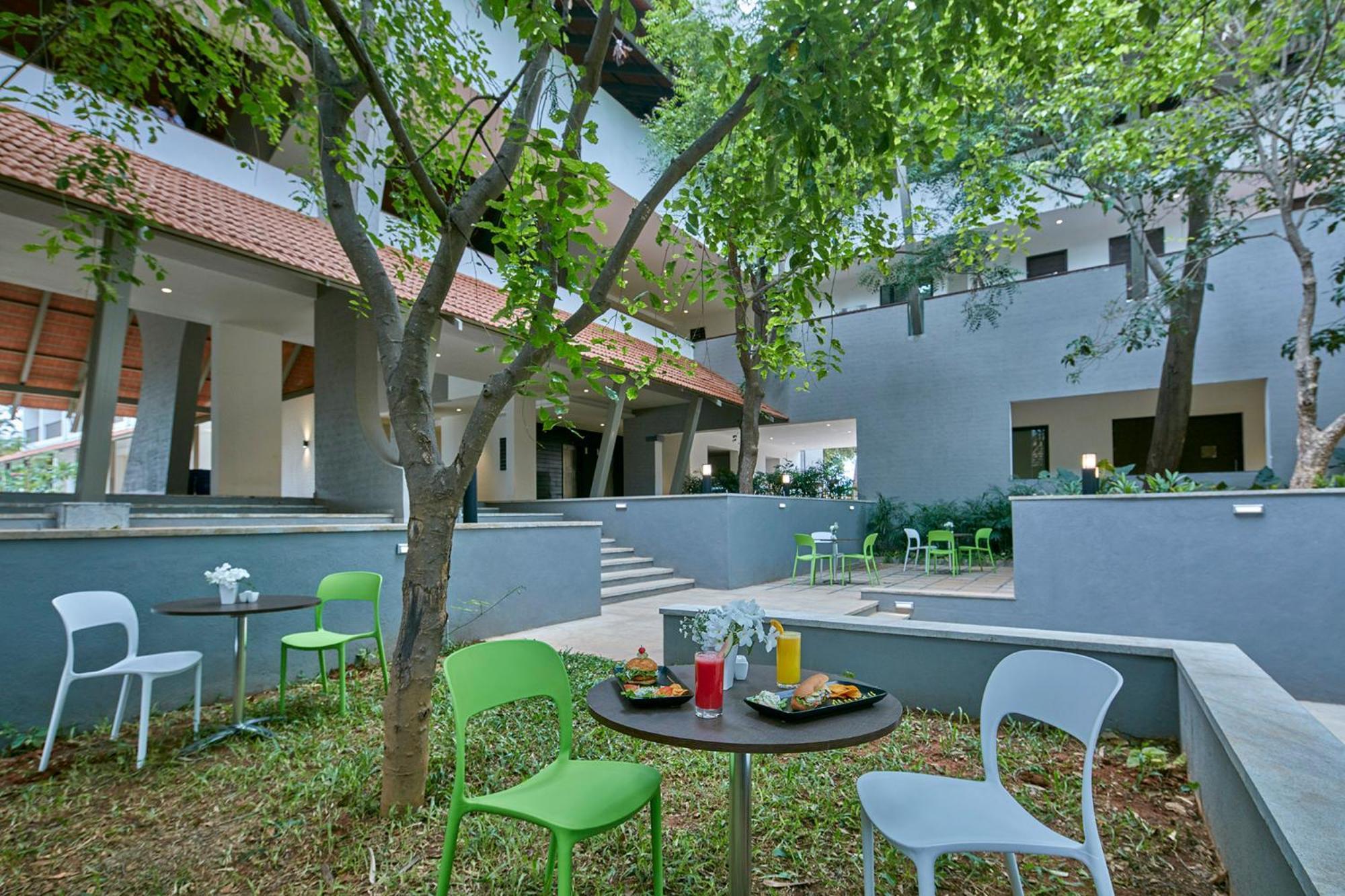 Signature Club Resort Devanahalli Zewnętrze zdjęcie